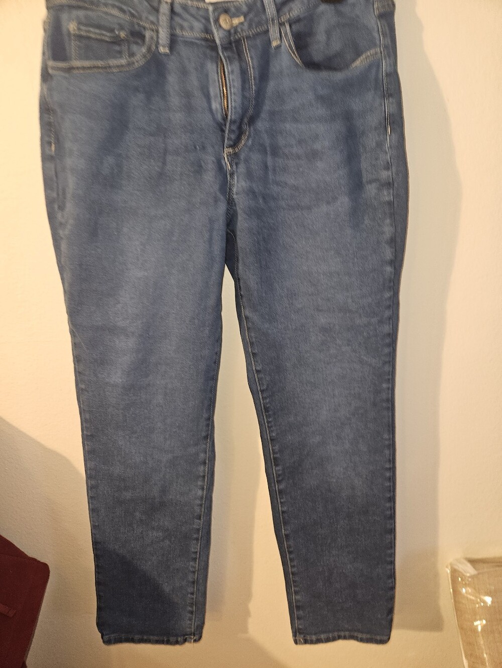 Sonoma Womans Curvy Straight Jeans Size 10